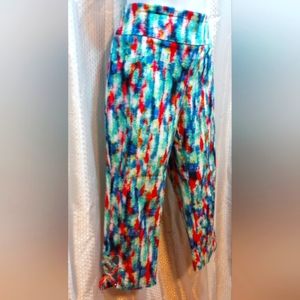 Attyre Legging Capri Pants Rhinestone Crystal Jewels on the Stitching Colorful